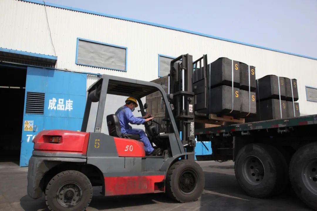 铝用炭素：量价齐飞，但要防止产能过剩